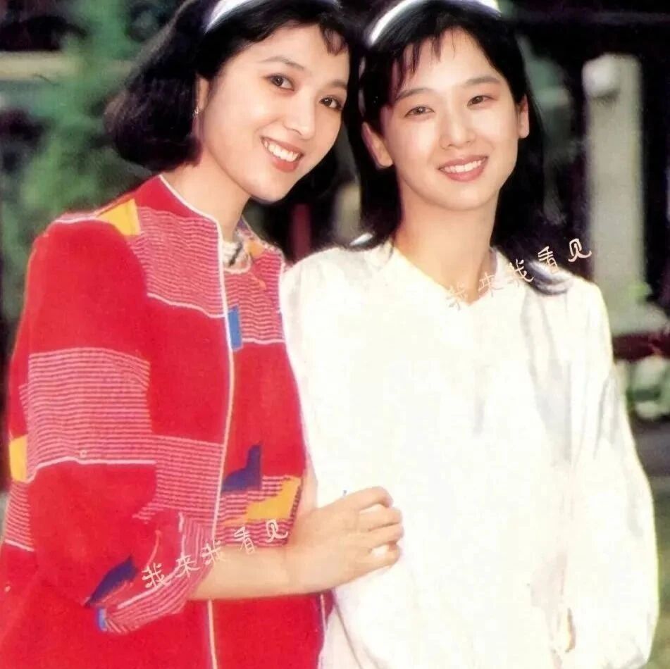 田中裕子还是“输”给方舒和龚雪了,好衣品还要有好气质