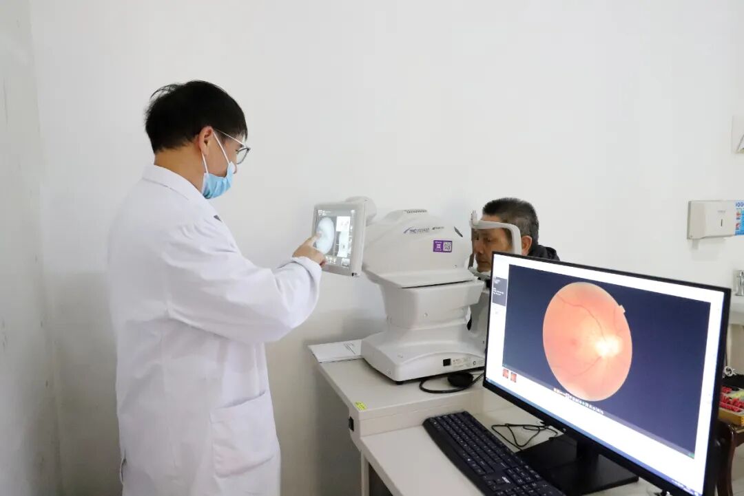 怎么躲过散瞳机一眼见底，洞察秋毫——我院眼耳鼻喉咽喉科新引进免散瞳眼底相机_https://www.jmylbn.com_新闻资讯_第2张