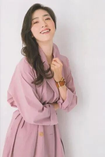 【美女】姐姐们请靠边站！她才是真正的姬圈扛把子（组图） - 4
