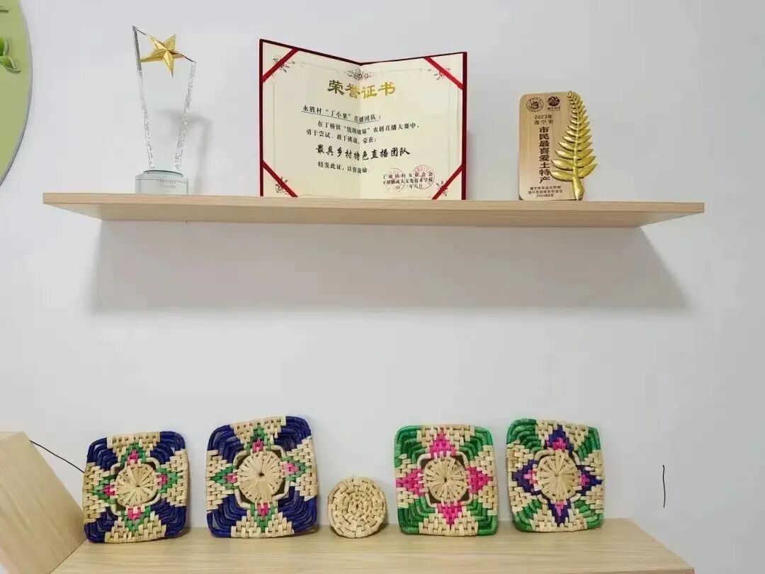 夏天時尚男士服裝（夏季男士服裝）