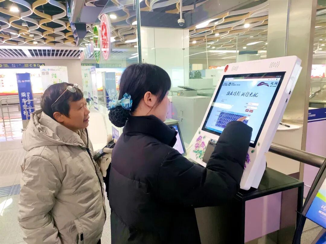 好媒體曝張藝謀已與好國著名經濟公司CAA正式簽約