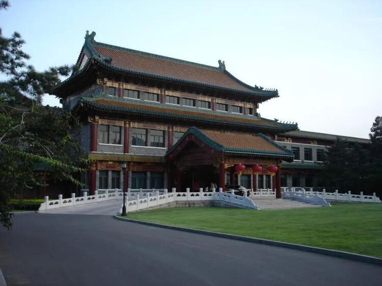 高端酒店进化论：从网红打卡到旅游目的地