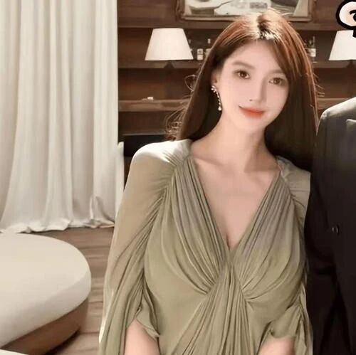 叶珂:因现实原因和黄晓明分手,但他教会我为人处世的道理、做生意的本领;此前称已生育,分享保养心得