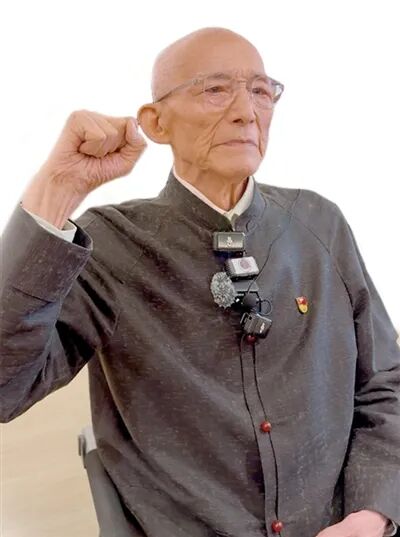 游本昌：以炙热的向党之心担负起新的文化使命 第2张