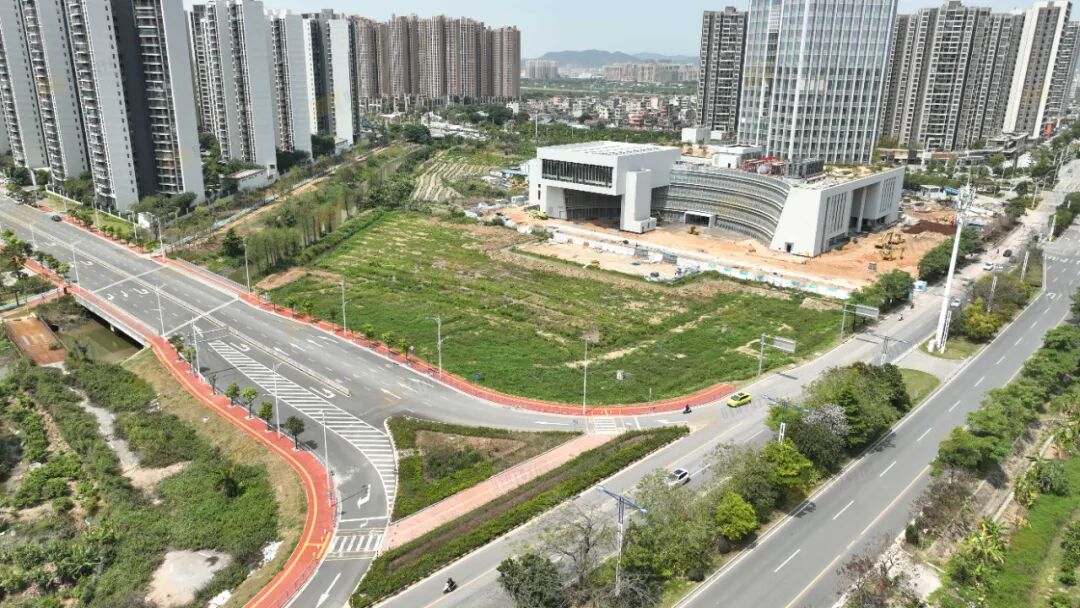 最新航拍大批现楼准备在新会买房的街坊看起来