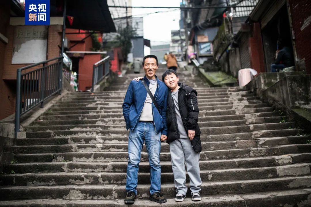 济南父子一起高考