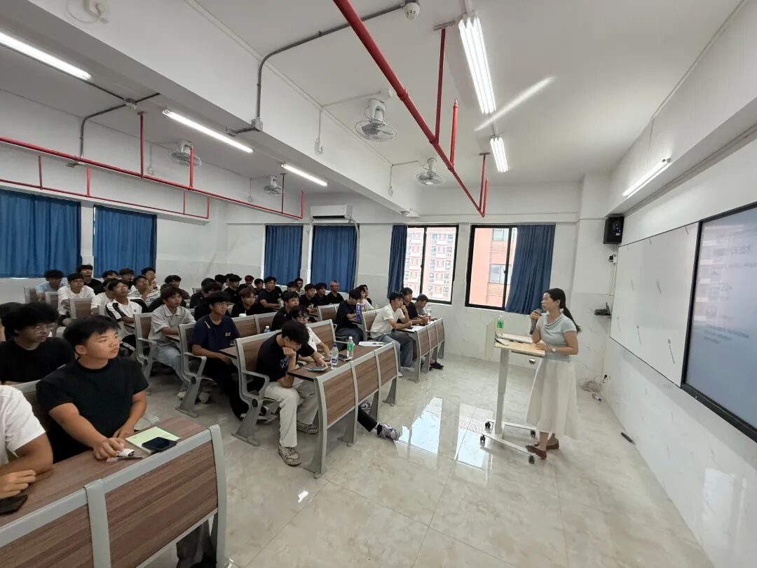 产业学院2.jpg