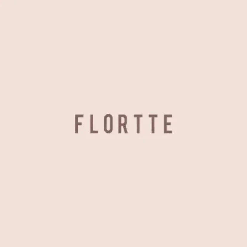 FLORTTE花洛莉亚标识
