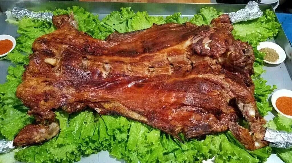 烤全羊 摄影图__传统美食_餐饮美食_摄影图库_昵图网