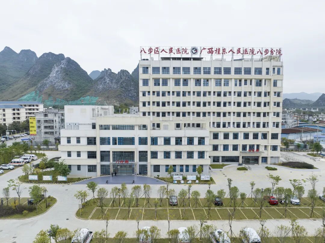 免费救助脑瘫少年儿童贺州市开展蜗牛宝宝重拾行走公益项目