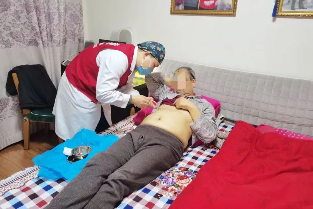 医院引流袋怎么操作互联网+护理服务丨上门更换引流袋，换的是服务，守的是信任！_https://www.jmylbn.com_新闻资讯_第8张