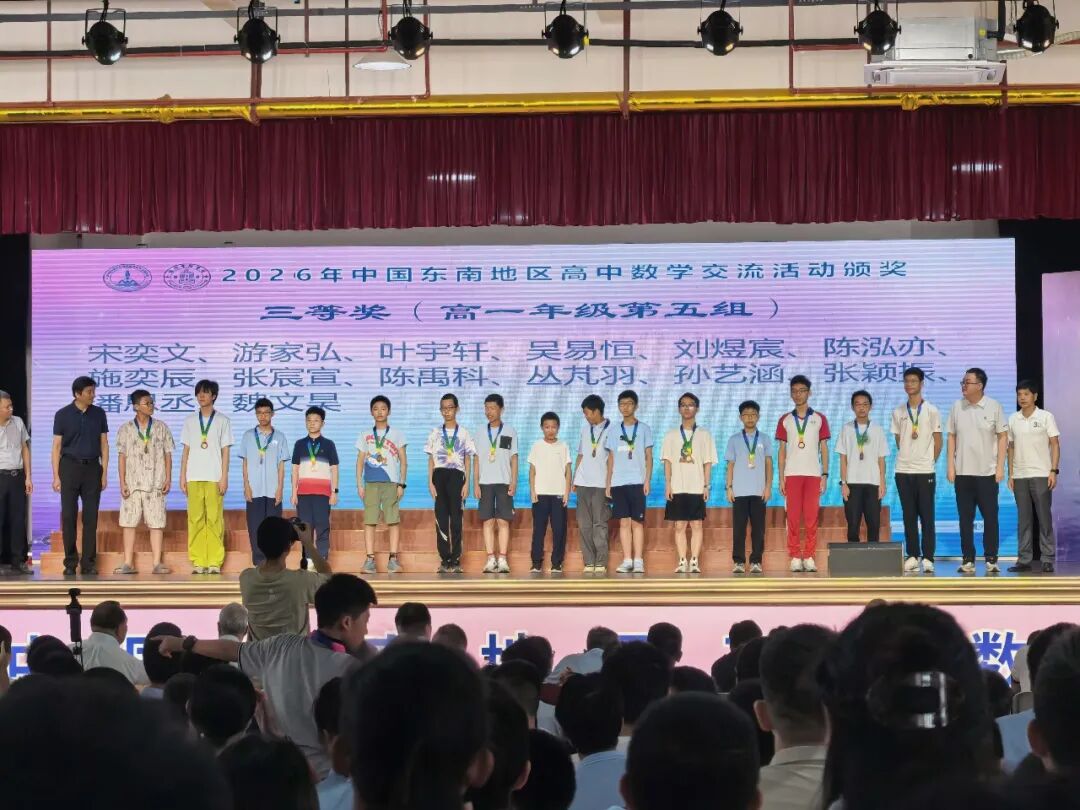 13e48cd2d2031ffadde9a95783bb80af.jpg