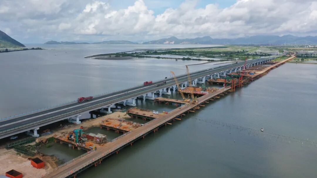 广汕高铁,深汕高速交汇完善路网布局.