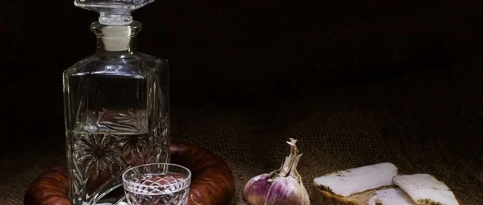 《柳叶刀》：一滴也别喝！去年全球74万饮酒患癌人群中，十几万适量饮酒的人患癌