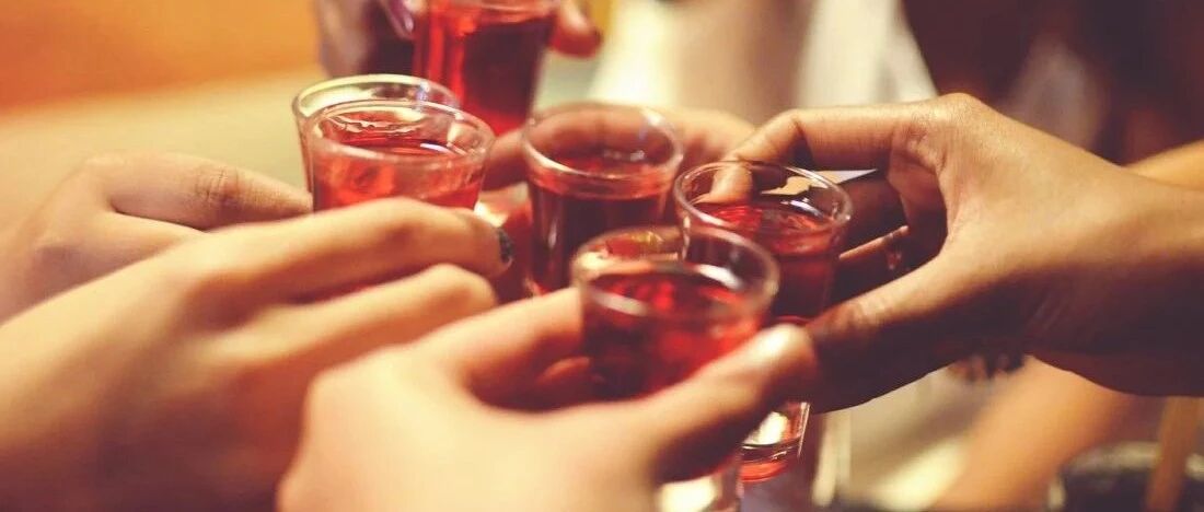 能少喝就少喝：酒精对人体干细胞的影响