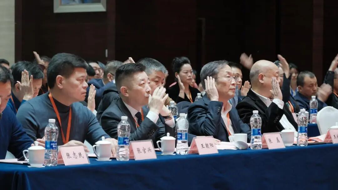 当前位置:>首页>郑州>正文大会听取并无记名投票表决通过了《河南省鹰