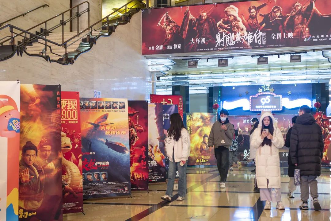 深圳：中英街通行證“網(wǎng)上辦”人數(shù)突破50萬(wàn)人次