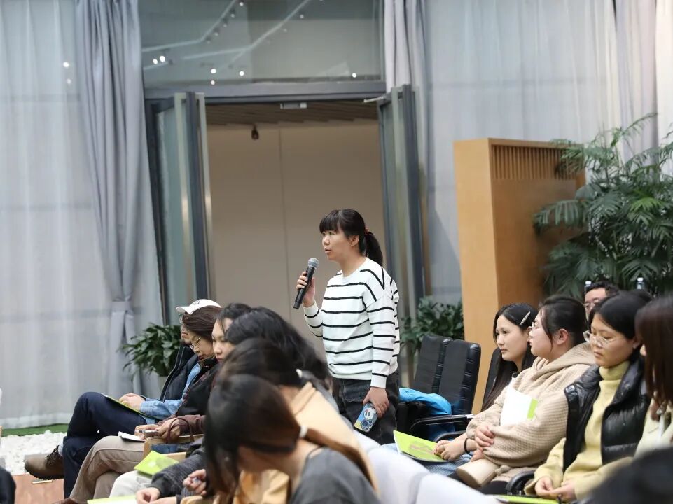 “周京新·有鱼”2026年内蒙古美术馆学术邀请展分享会举行 第6张