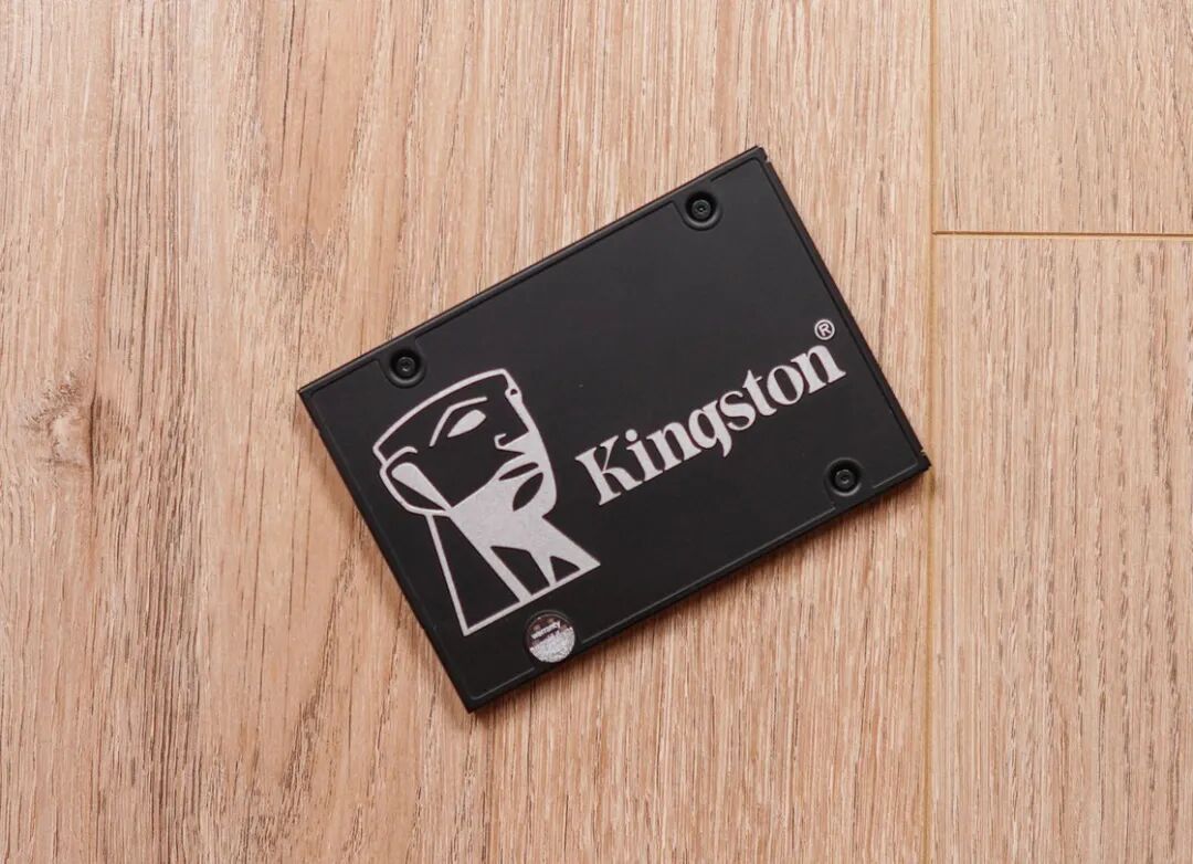 看电脑的内存条型号_电脑内存条怎么看型号_电脑内存条看型号怎么看