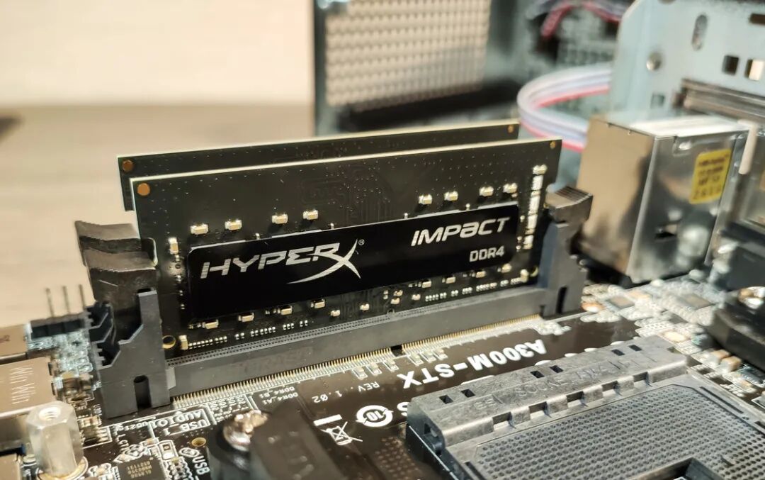 看电脑的内存条型号_电脑内存条怎么看型号_电脑内存条看型号怎么看