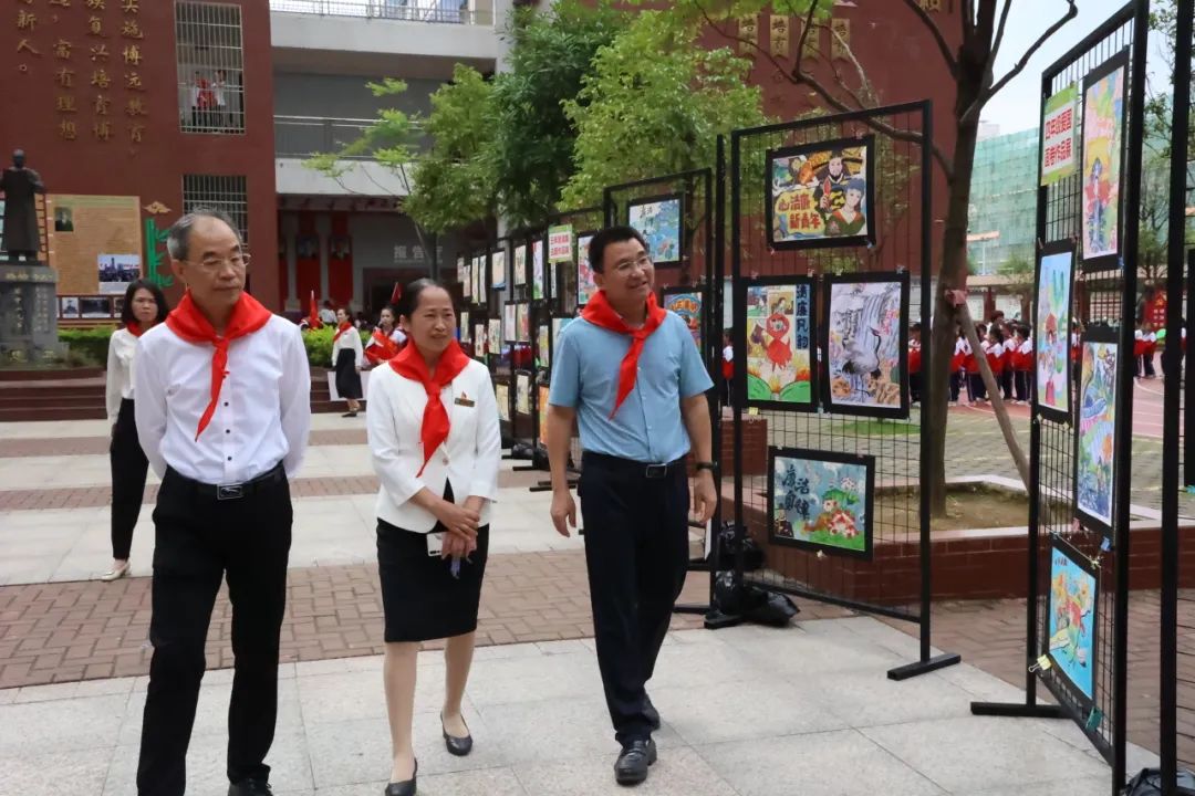 港北区中山小学举行贵港市纪念中国少年先锋队建