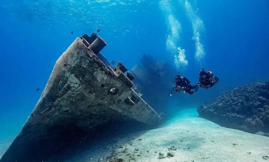 在巴拉望知名二戰日本沉船周圍，透過PADI度假村精進您的潛水技巧- Klook 客路