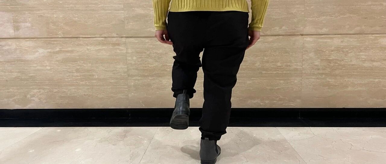 如果你这个动作坚持不了12秒，说明你可能老了！