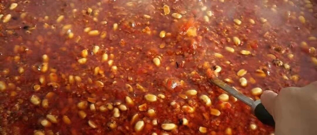 是时候露一手了—— 二丫牌灵魂辣酱新鲜出炉啦