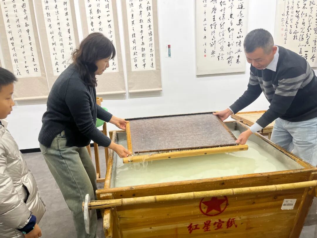 藏·展览丨纸笺传情，笔墨放歌——河南书法名家邀请展在天下收藏开幕(图9)