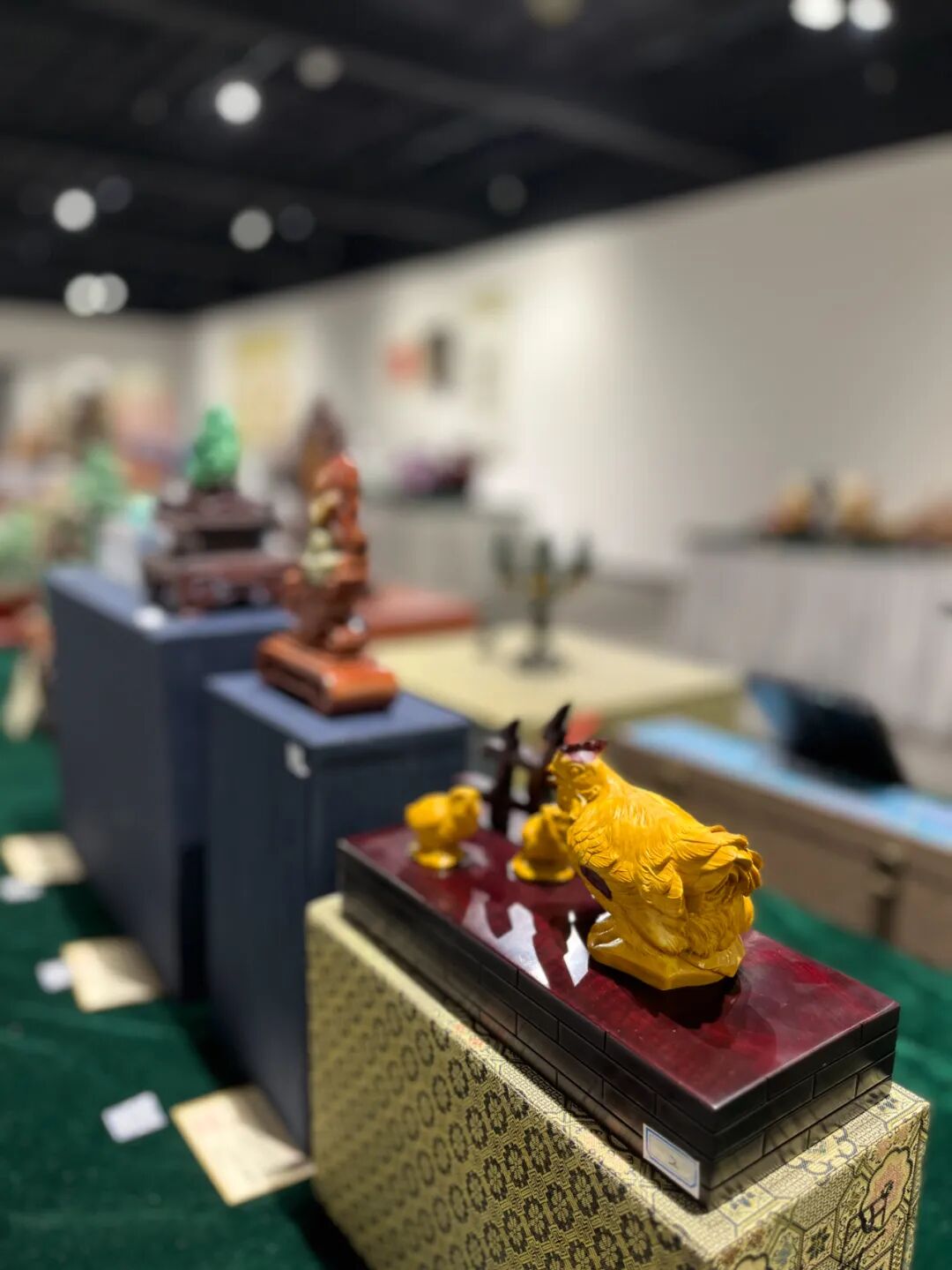 藏·展览丨第一届郑州市工艺美术大师作品展明日开幕(图11)