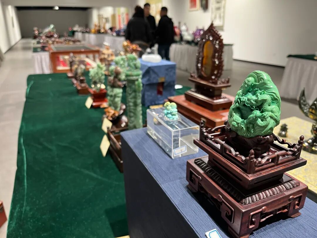 藏·展览丨第一届郑州市工艺美术大师作品展明日开幕(图14)