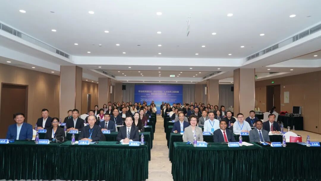 22abac85de5454ee31ecc4614d775ee4.jpg