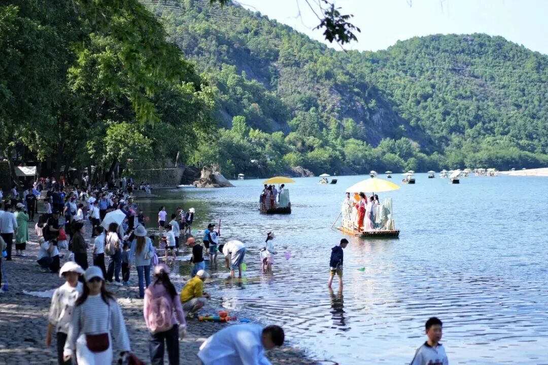 狮子岩 水上国风巡游 @楠溪江.jpg