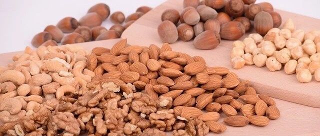 粥里扔把“补肺丸”，润肺止咳防便秘，连感冒都少了！丨小郎中说药食同源