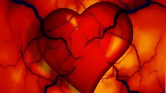 危险！饭后有这个表现的人，预示血压有大问题！太多人不知道