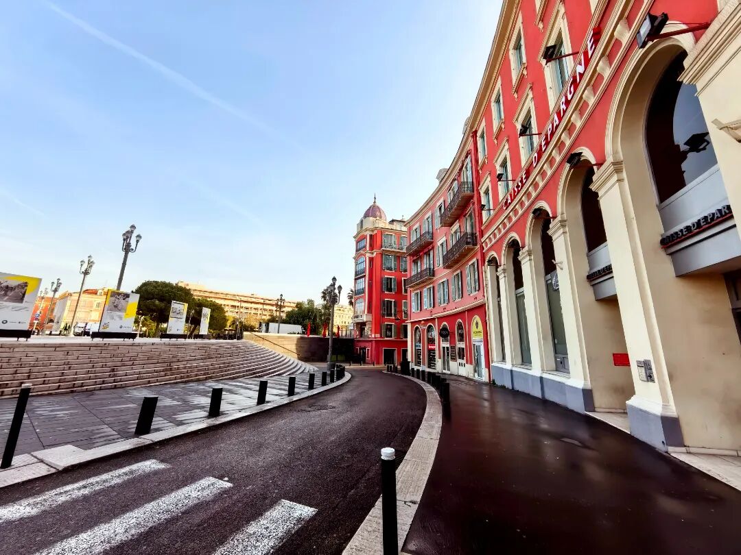 拥抱海天一色的蔚蓝|ucmt-蔚蓝海岸大学母校毕业之旅圆满落幕!