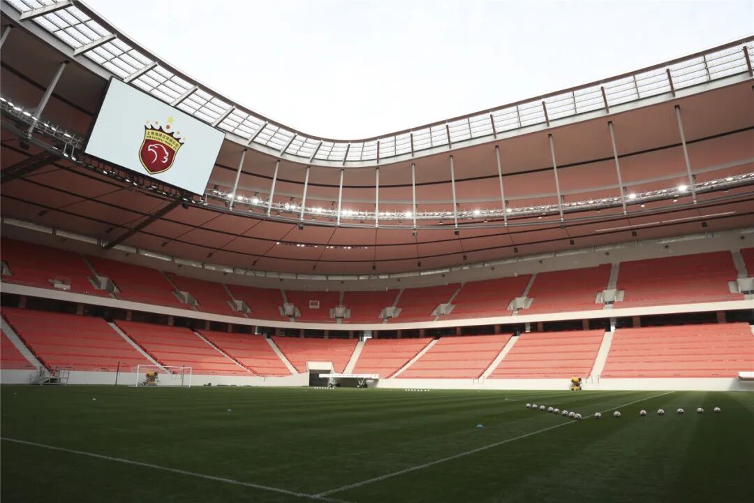 冠军球场上海荣耀走进上汽浦东足球场