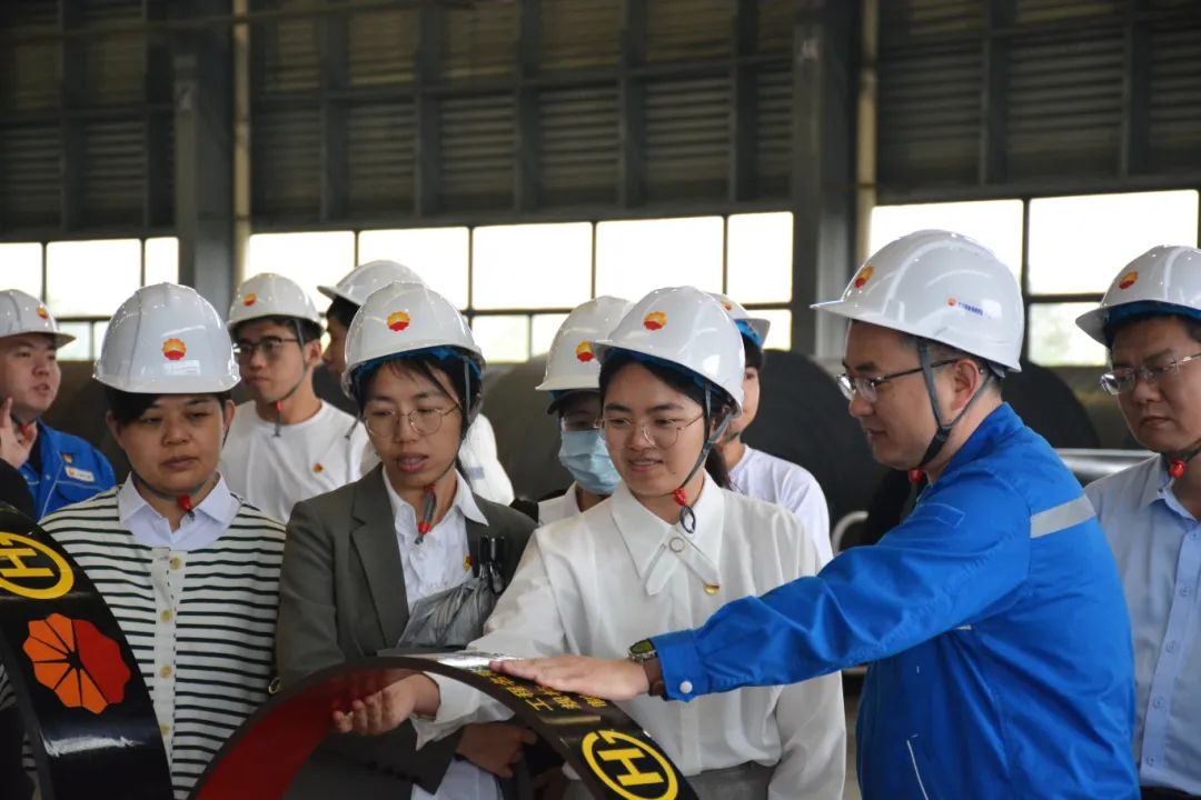 党建共建 | “学习贯彻两会精神，学深悟透新质生产力”——石化设计院、石化集团及渤海装备福建钢管联合开展主题党日活动