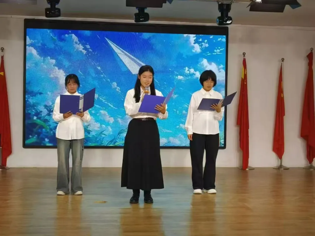 美育|保定理工学院管理学院|“声韵交织,诵情飞扬”朗诵比赛