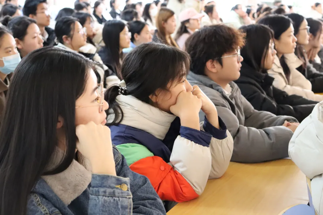以青春之名 赴西部之约——保定理工学院教育学院“西部计划”主题讲座