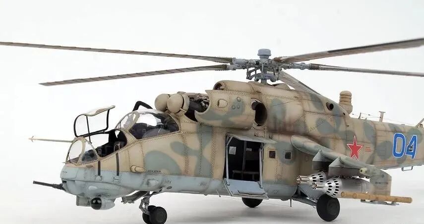 机型简介-Mi-24 米-24直升机-8803 