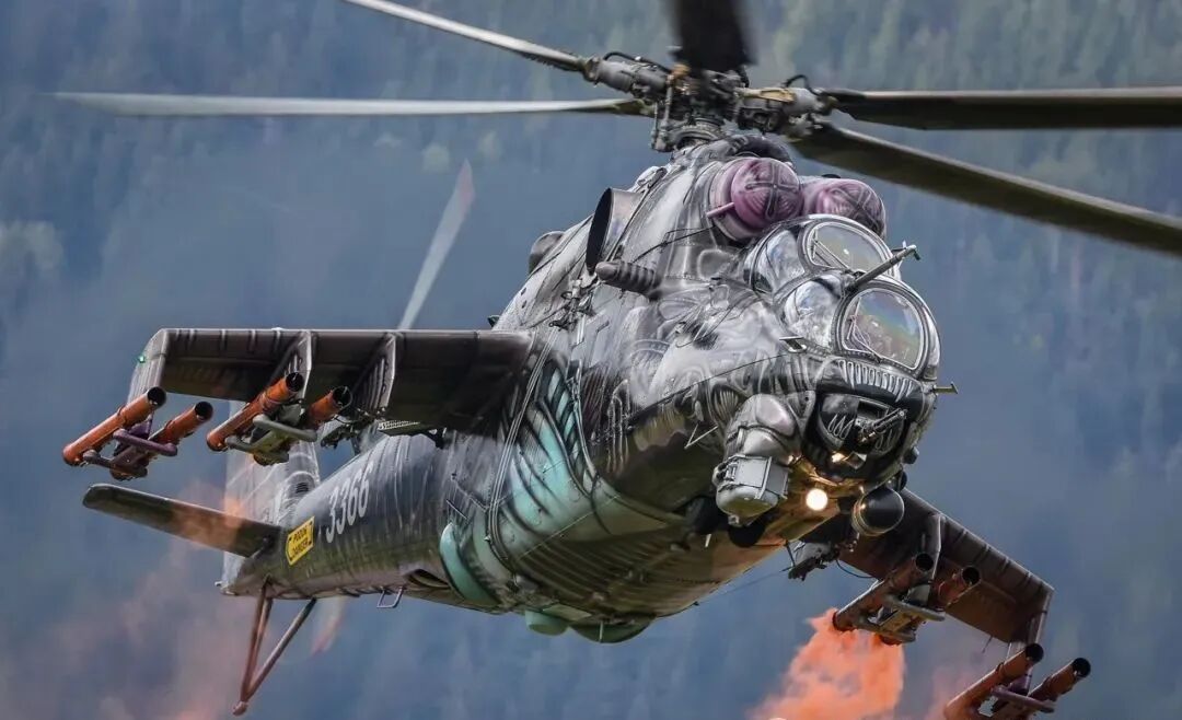 机型简介-Mi-24 米-24直升机-6941 