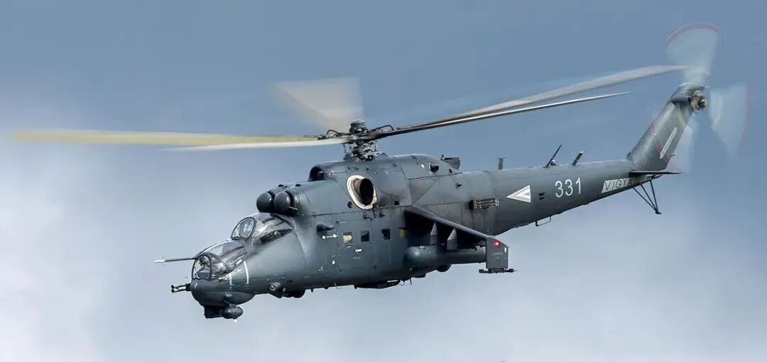 机型简介-Mi-24 米-24直升机-2854 