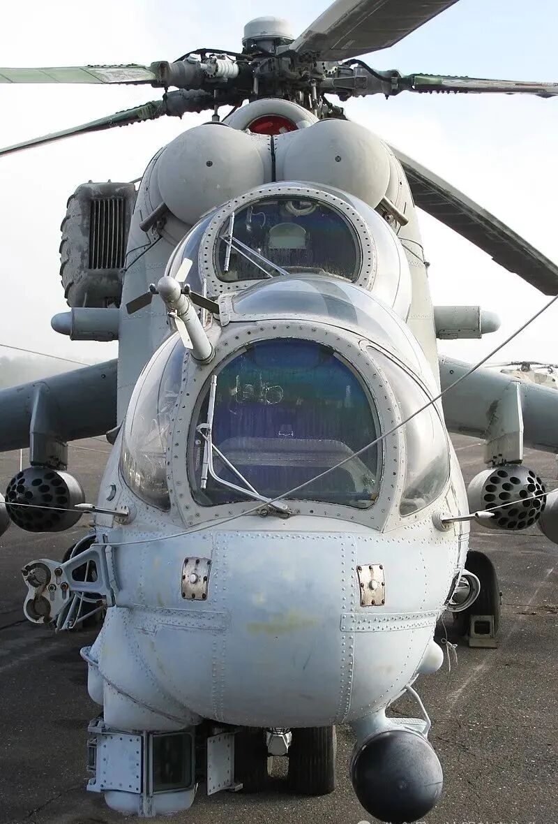 机型简介-Mi-24 米-24直升机-3584 