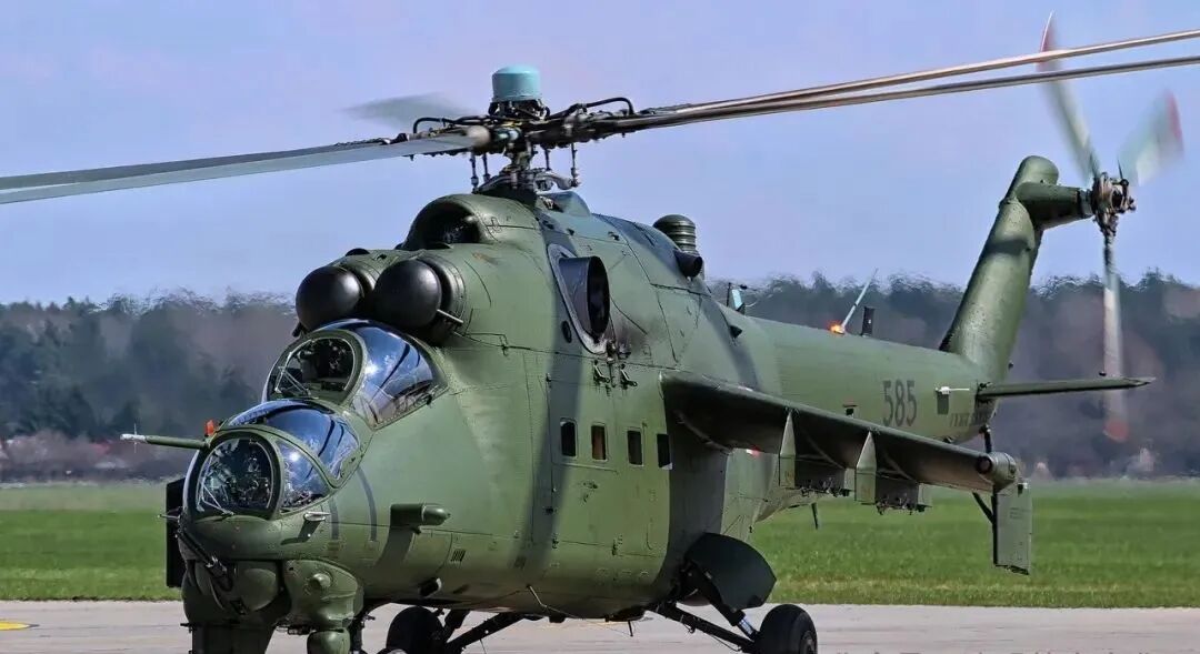 机型简介-Mi-24 米-24直升机-1142 