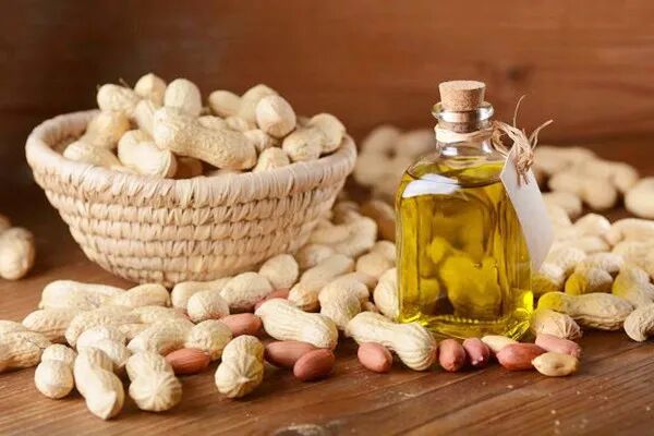 花生油能长期食用吗 花生油和玉米油哪个好