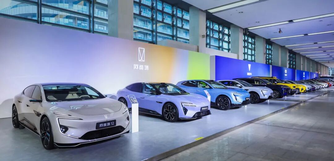 2026年目标年销330万辆，增长13.3%！长安狂追吉利比亚迪 
