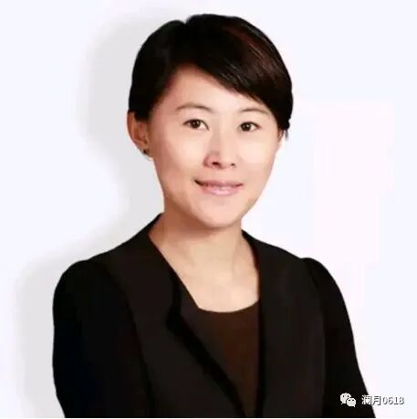 30岁，自媒体一年副业变现7万元：如何建立自己的个人品牌，让客户和财富不请自来？