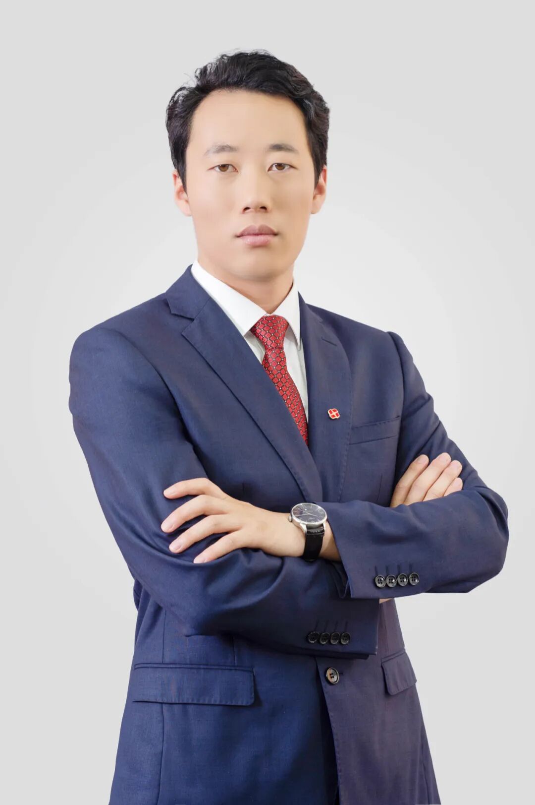 上交所全国十佳金牌期权投顾,高级期权策略顾问;东方证券最佳投资顾问