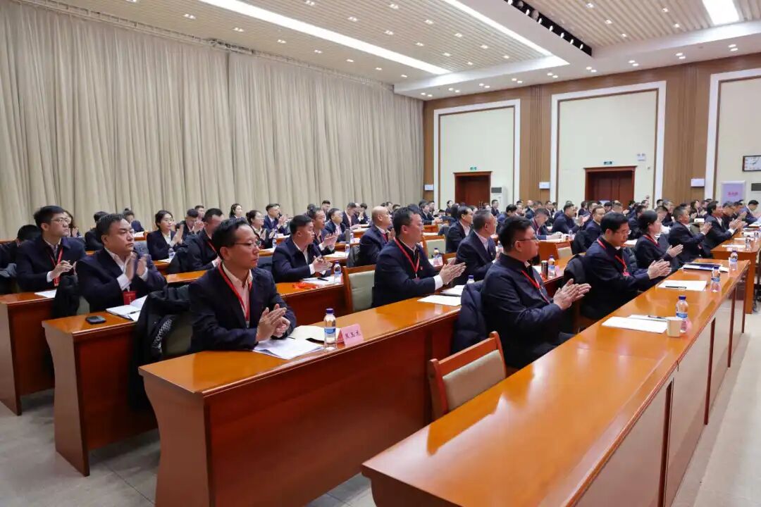 中国铁路呼和浩特局集团有限公司文联第二次会员代表大会召开 第5张
